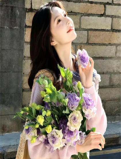 文化研究：《青帮老大黄金荣离婚的背后故事》如何展现经济的利益冲突与阶级差异 探索文化表达的多种形式